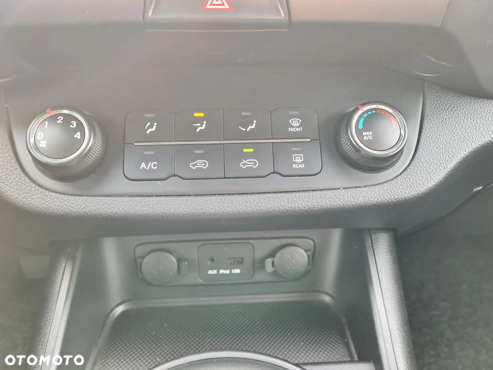 Kia Sportage - 17