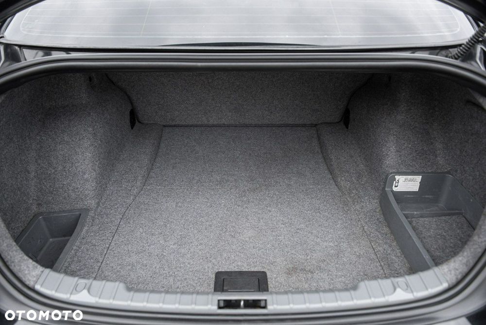 BMW Seria 3 - 23