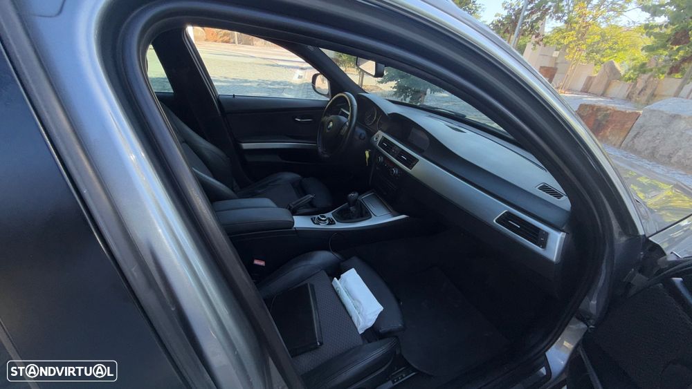 BMW 320 d Navigation - 21
