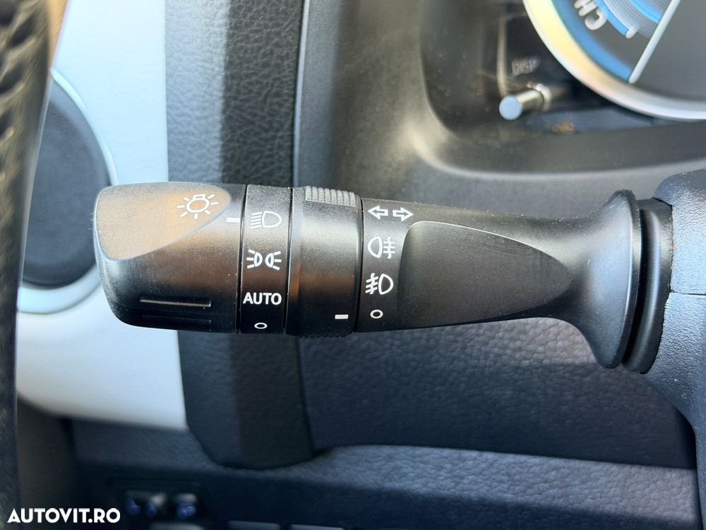 Toyota Auris 1.8 L VVT-i Hybrid Luna - 25