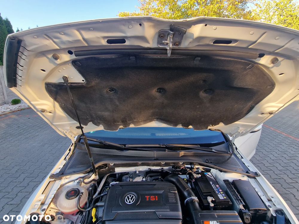 Volkswagen Golf GTI 2.0 TSI OPF DSG Performance - 37