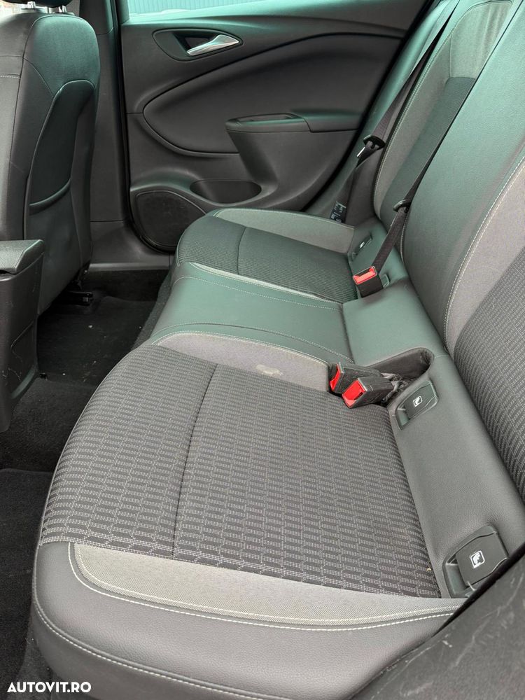 Opel Astra 1.5 D Start/Stop Elegance - 12