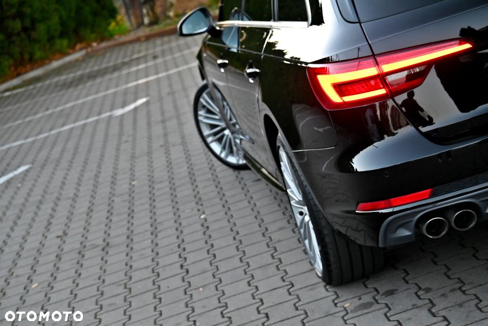 Audi A4 Avant 2.0 TDI ultra S tronic sport - 17