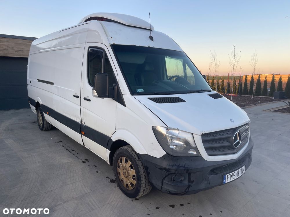 Mercedes-Benz Sprinter - 2