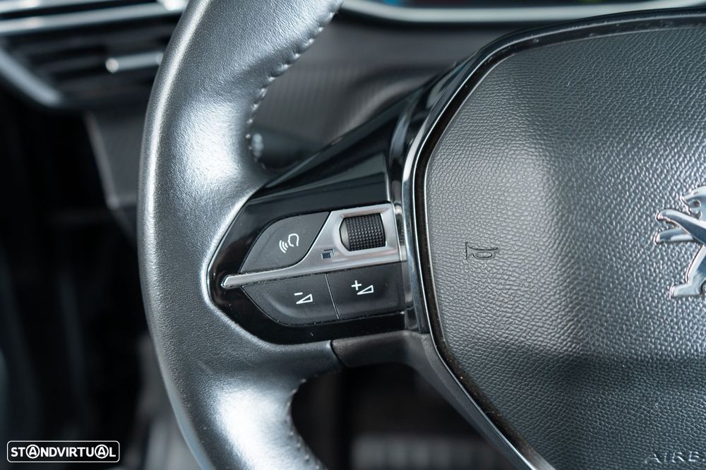 Peugeot e-208 50 kWh Allure Pack - 18