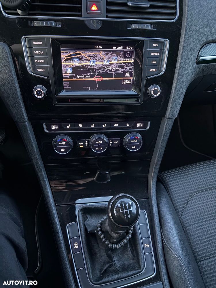 Volkswagen Golf - 7