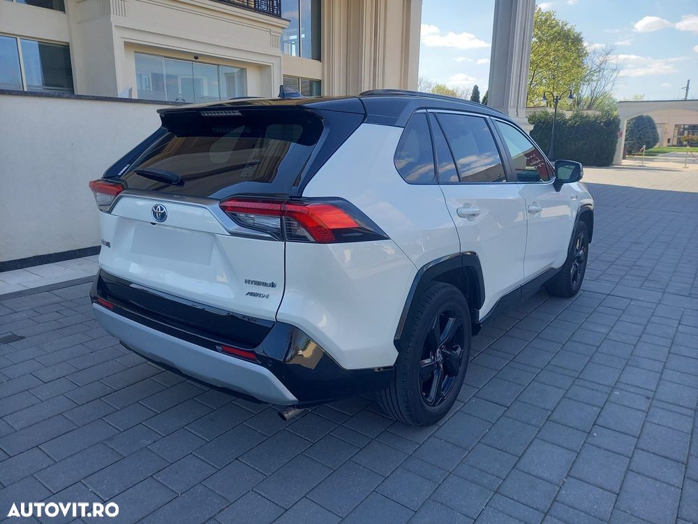 Toyota RAV4 2.5 4x4 Team Deutschland - 6