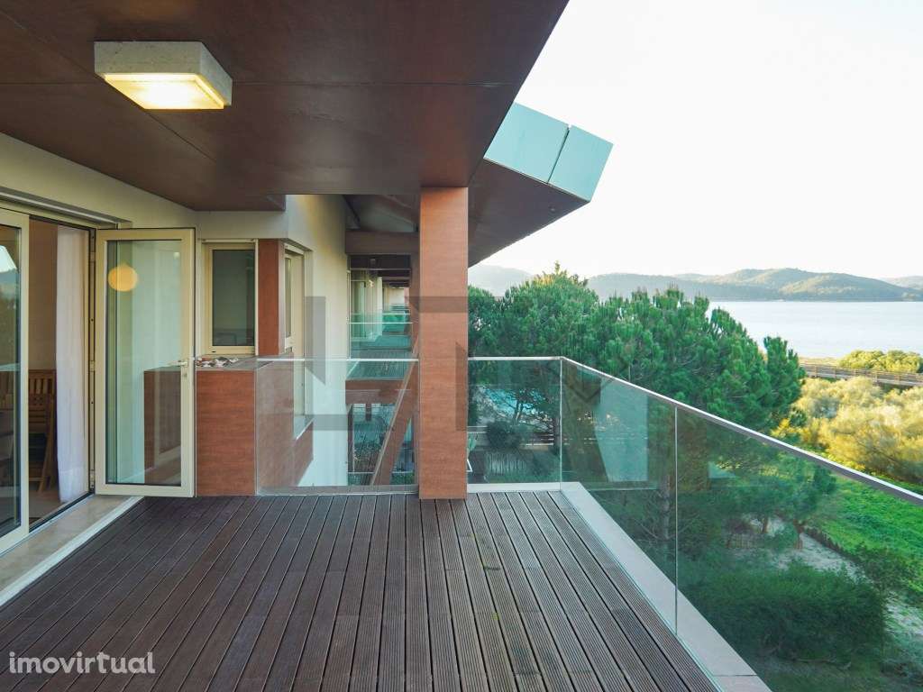 Apartamento T3 com terraço com Vista Rio e Garagem para Venda em Troia - Grande imagem: 2/50