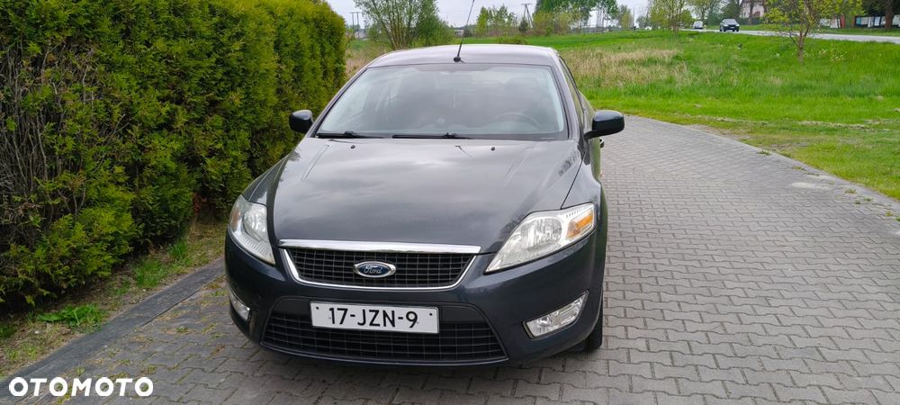 Ford Mondeo 2.0 Ambiente - 9