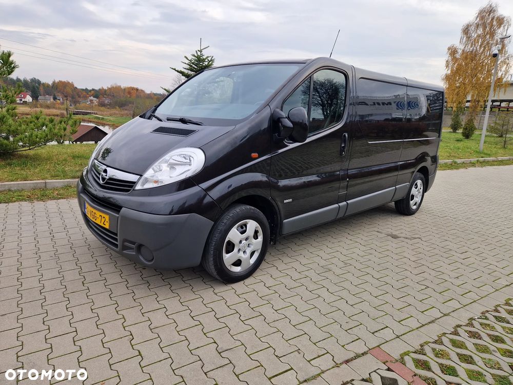 Opel Vivaro - 2