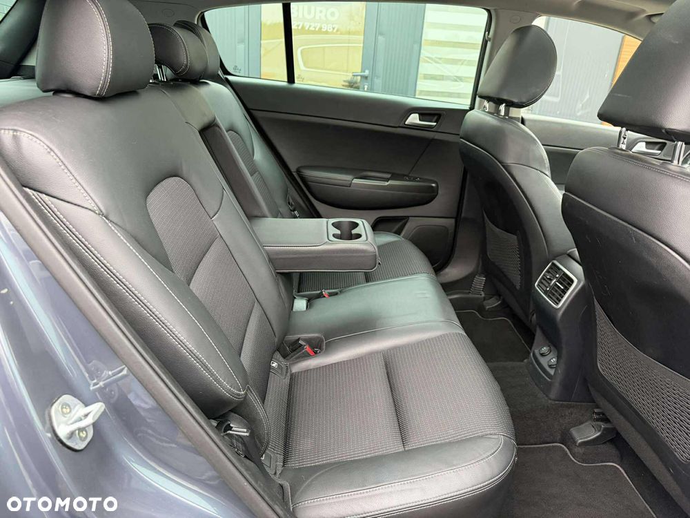 Kia Sportage 1.7 CRDI 2WD Spirit - 18