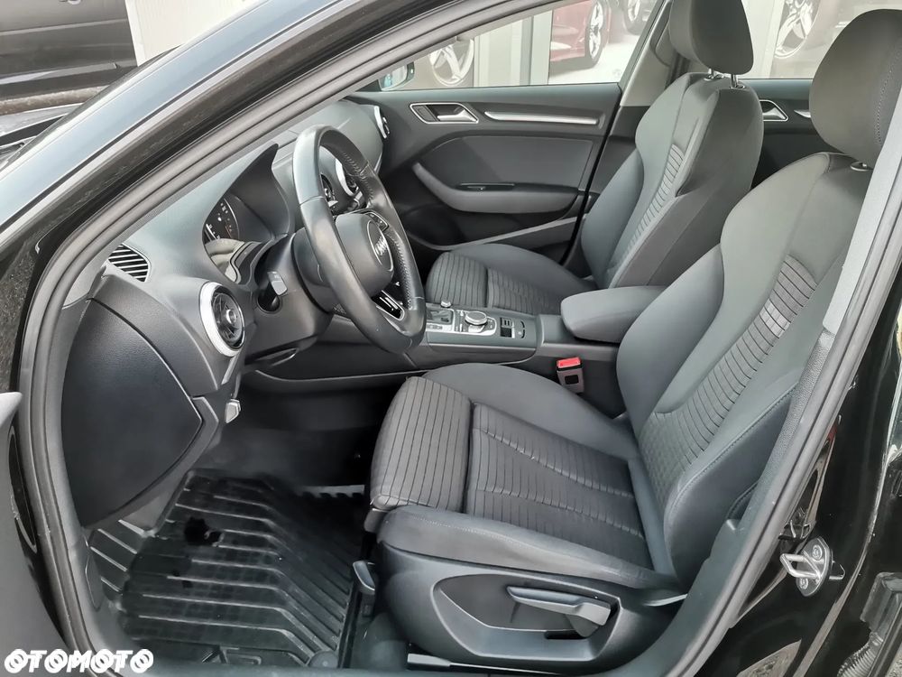 Audi A3 Sportback - 31