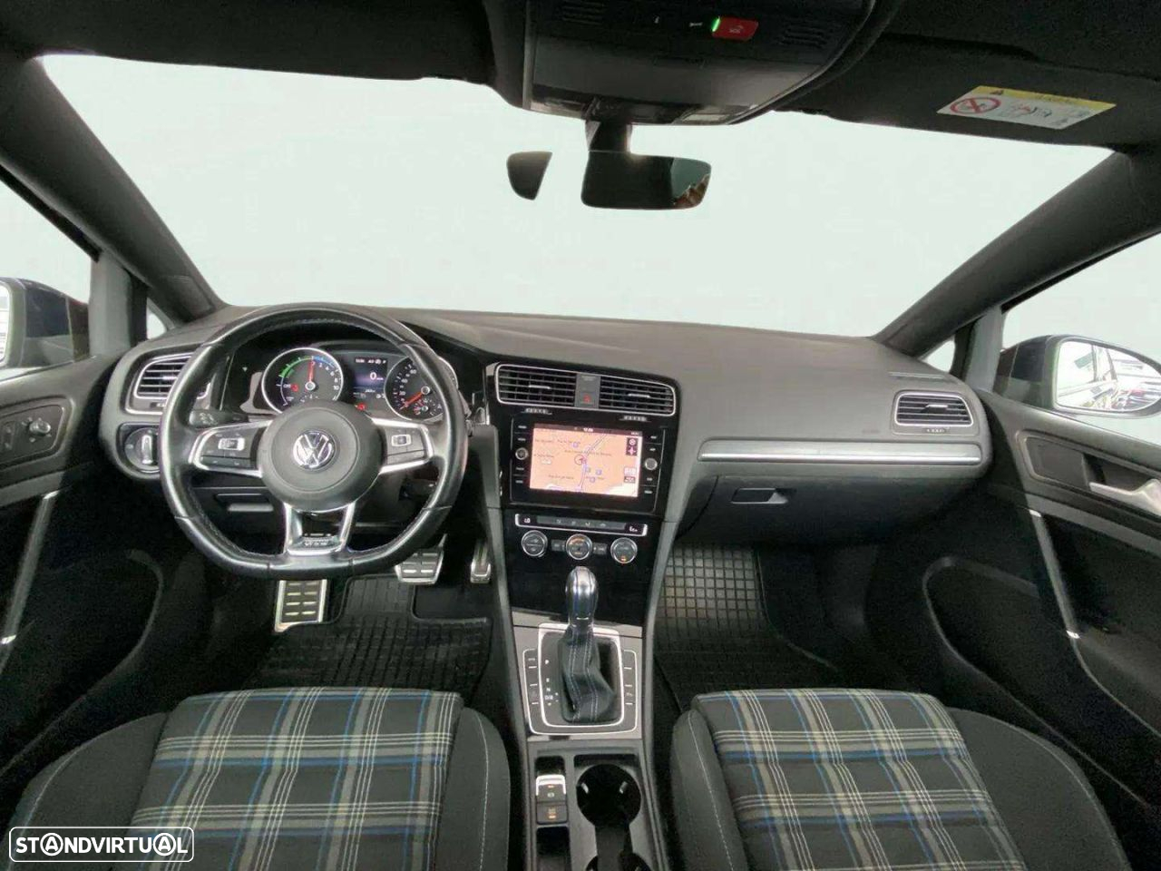 VW Golf 1.4 GTE Plug-in - 9