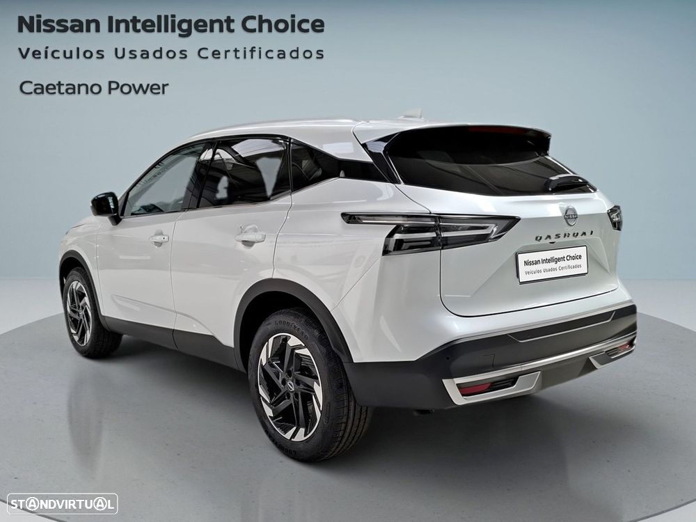 Nissan Qashqai 1.3 DIG-T Advance Xtronic - 3