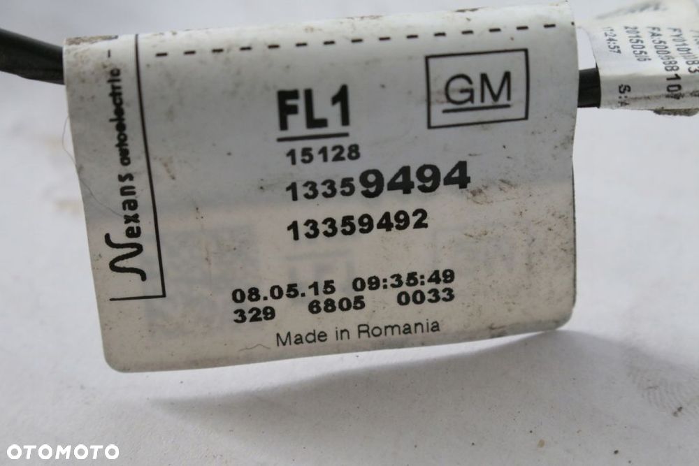 czujniki parkowania tył Opel Corsa E - 6