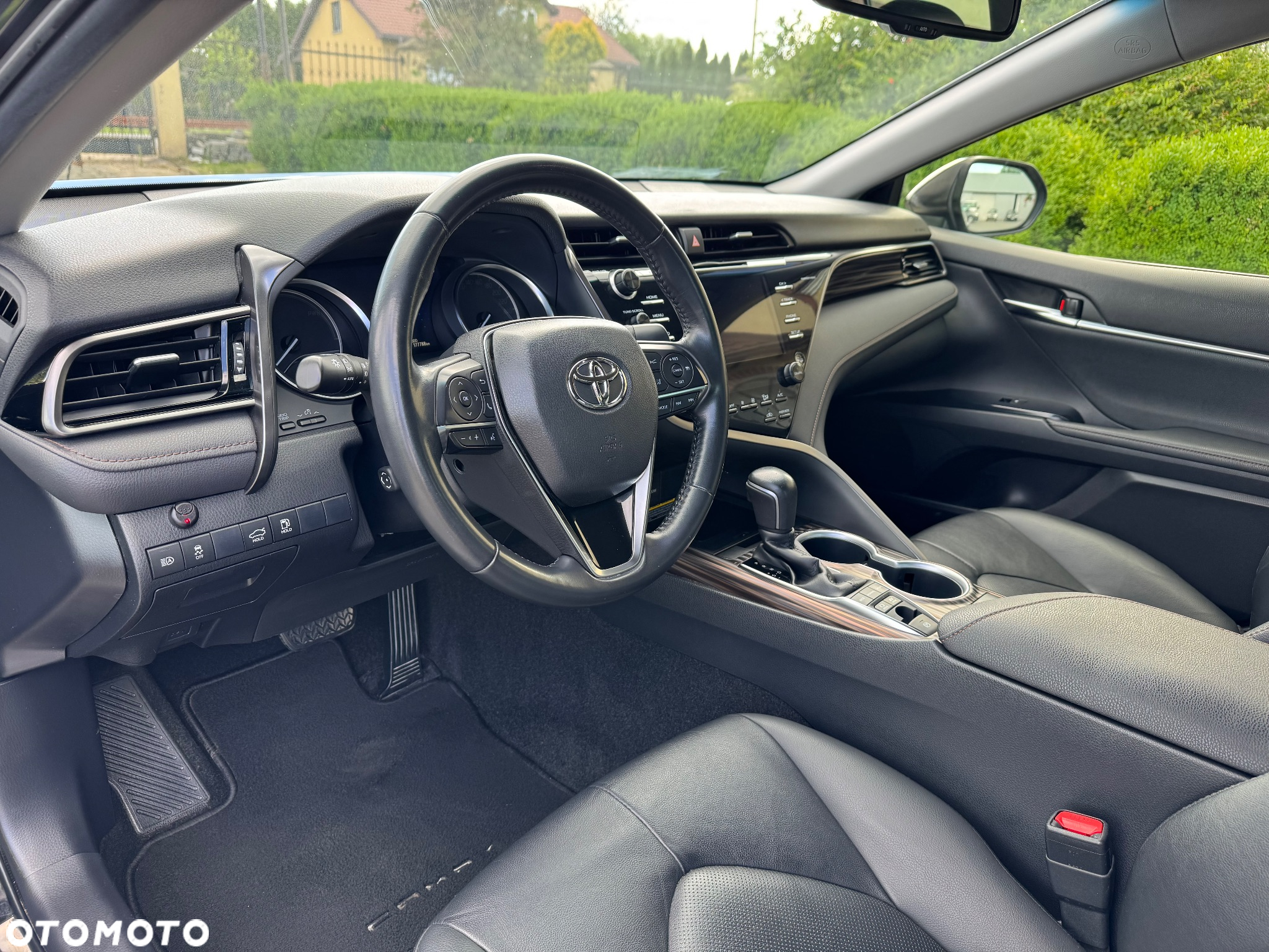 Toyota Camry 2.5 Hybrid Executive CVT - 12