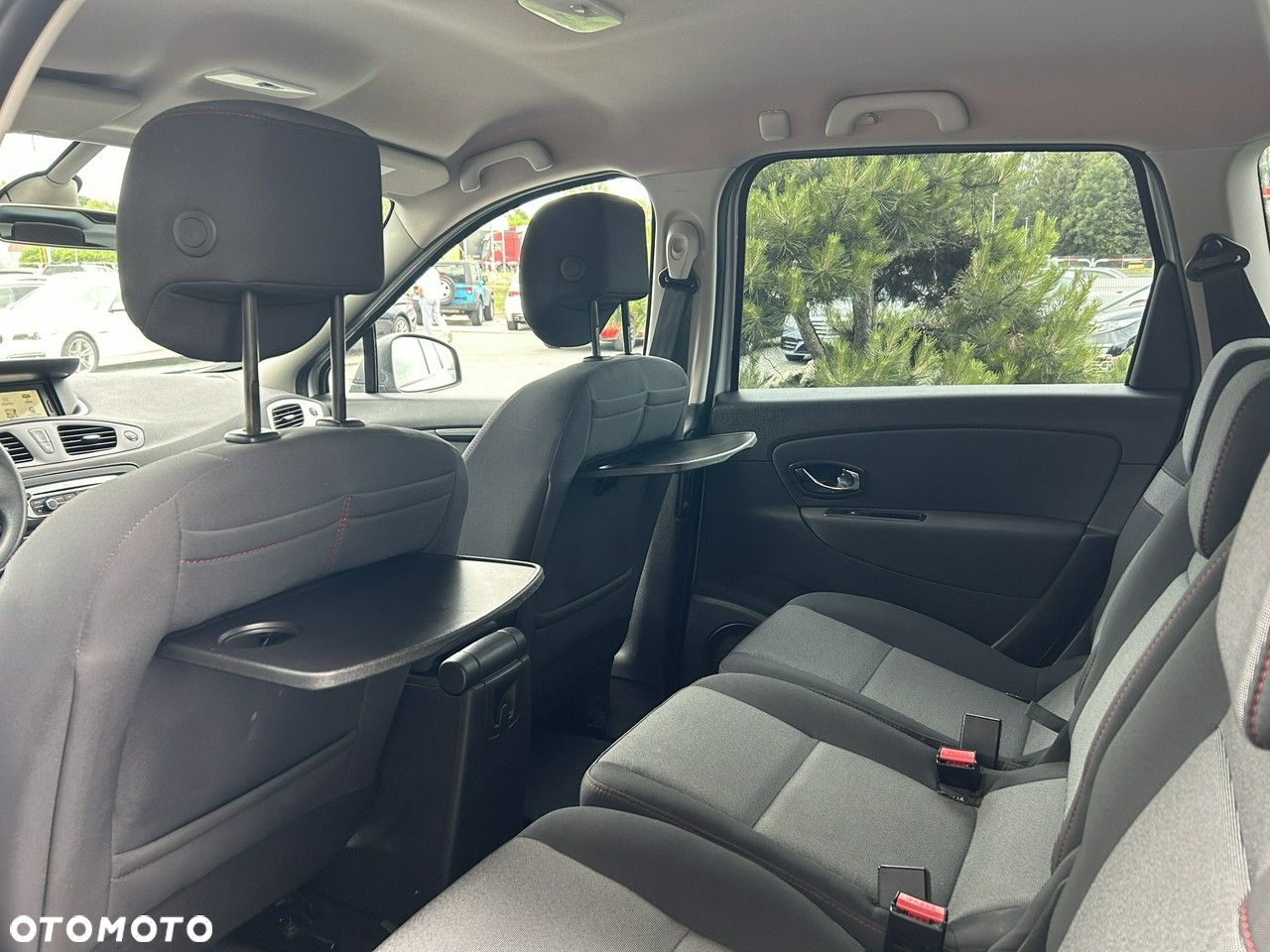 Renault Grand Scenic - 7