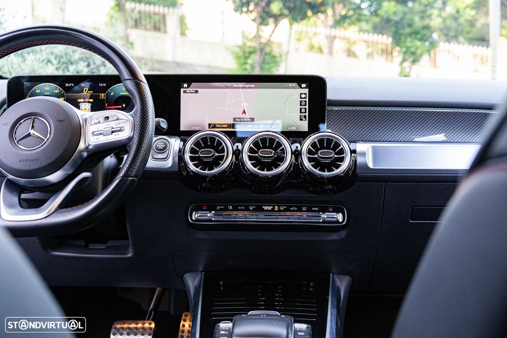 Mercedes-Benz GLB 180 d AMG Line - 20