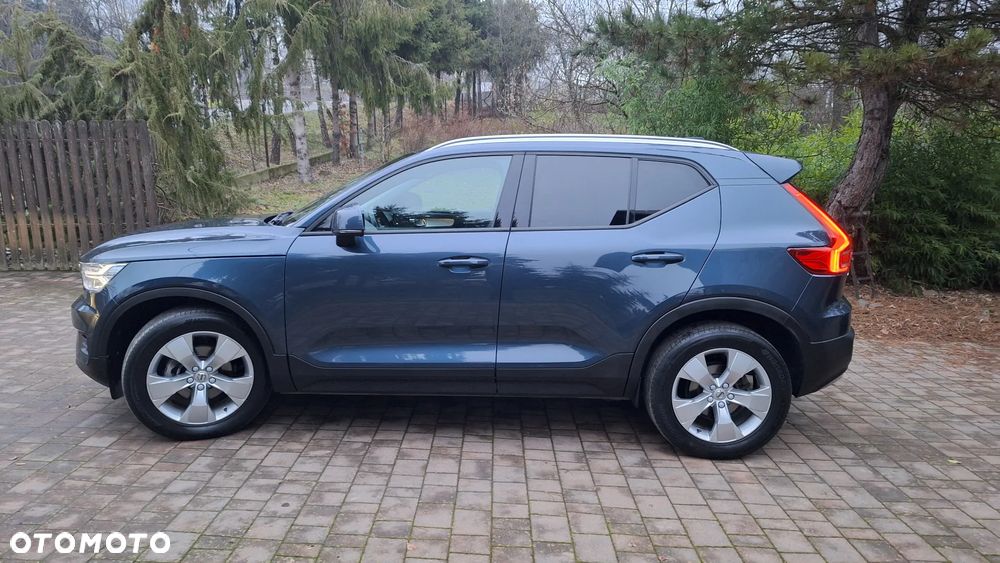 Volvo XC 40 T3 Geartronic Momentum Pro - 6