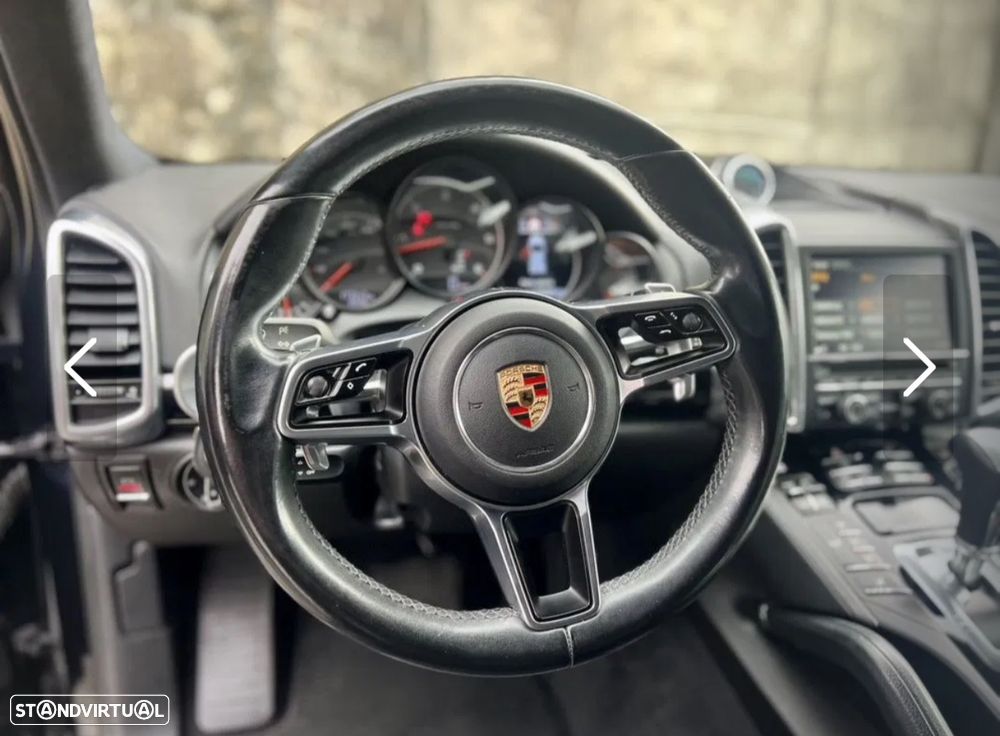 Porsche Cayenne Diesel Platinum Edition - 36