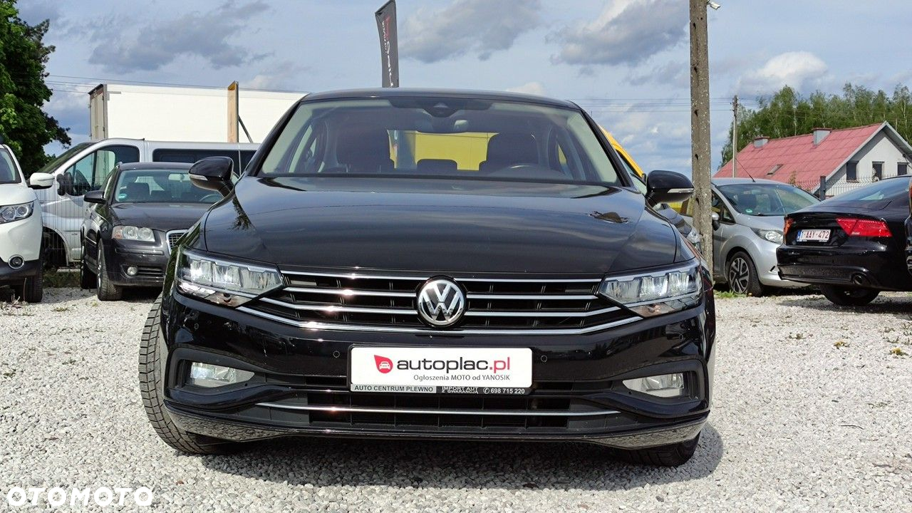 Volkswagen Passat - 2