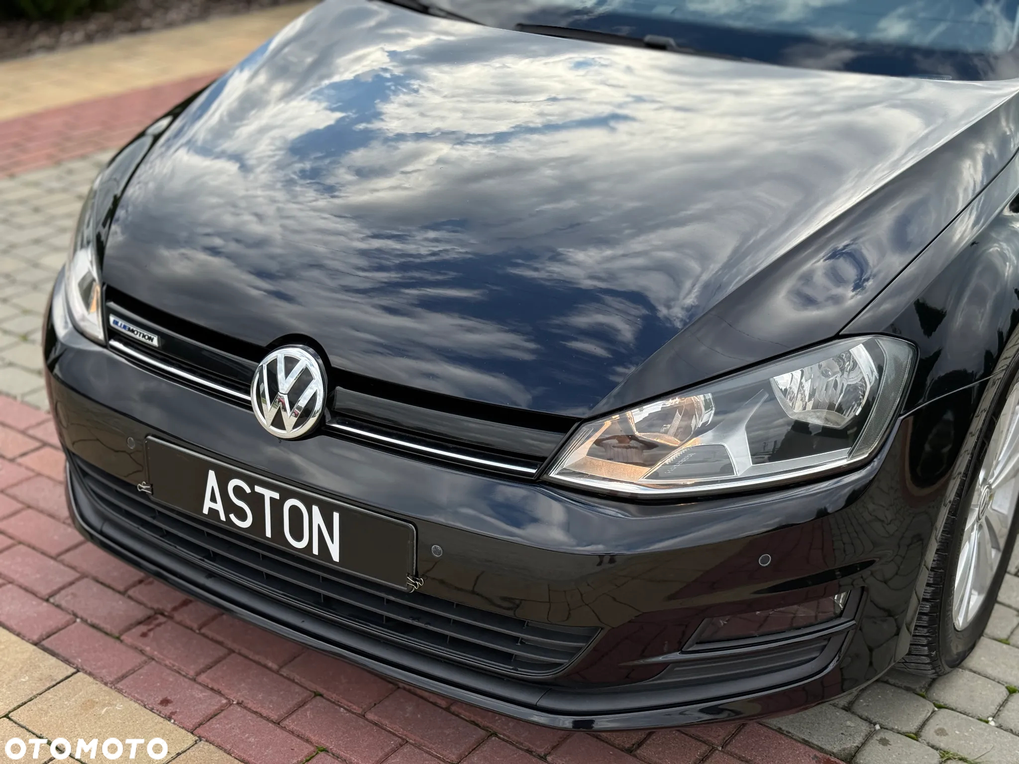 Volkswagen Golf 1.6 TDI BlueMotion Comfortline - 13
