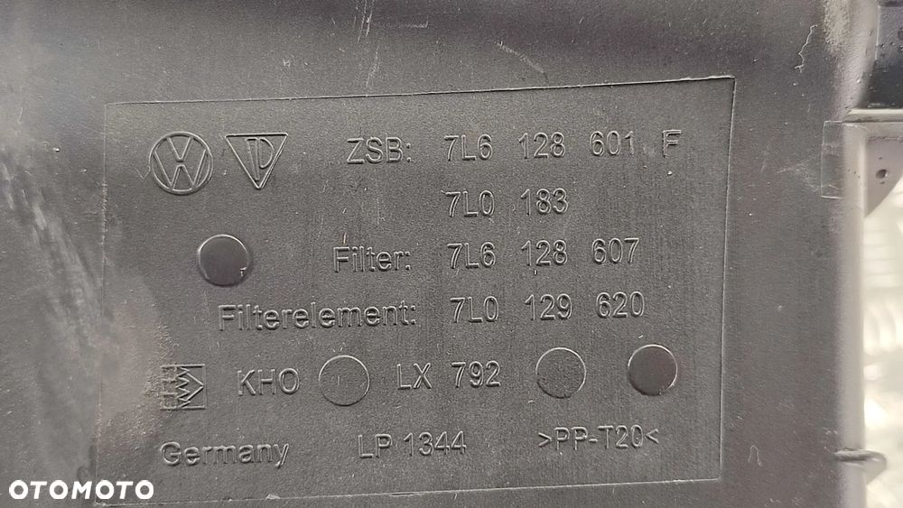VW TOUAREG 7L 03-09R OBUDOWA FILTRA POWIETRZA LEWA 4.2 V8  7L6128601F - 4