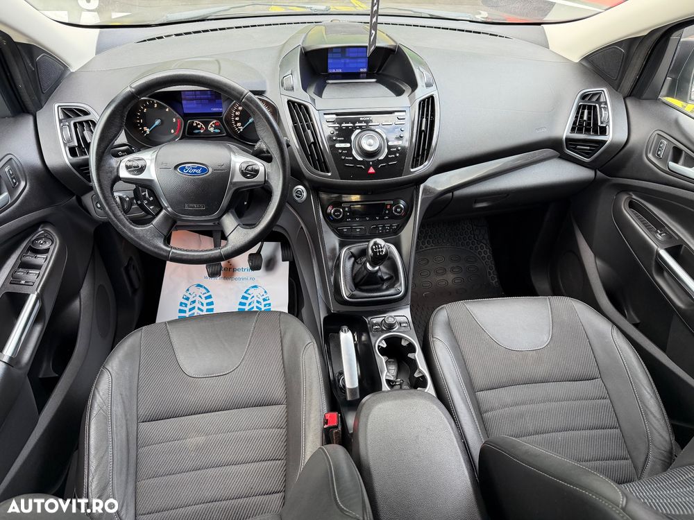 Ford Kuga - 5