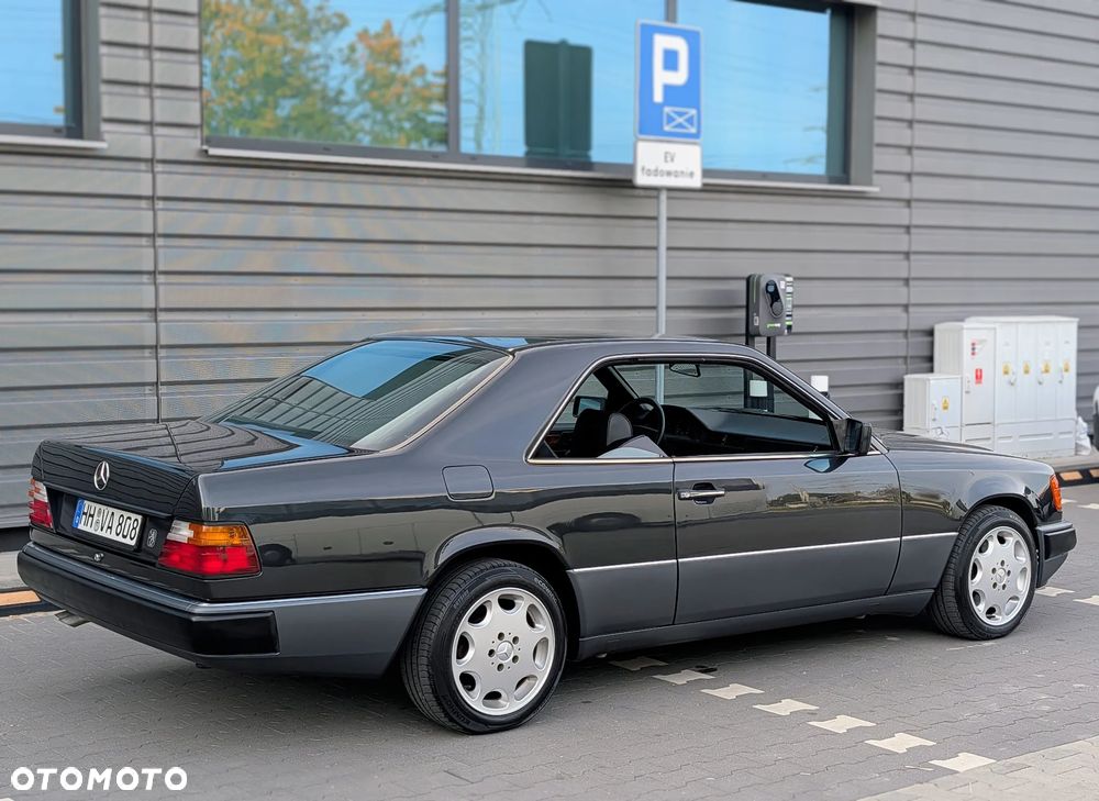 Mercedes-Benz W124 (1984-1993) - 2