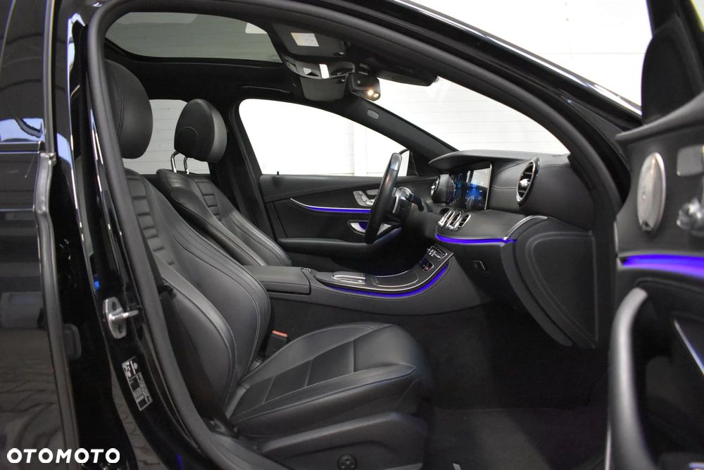 Mercedes-Benz Klasa E 300 de 9G-TRONIC AMG Line - 19