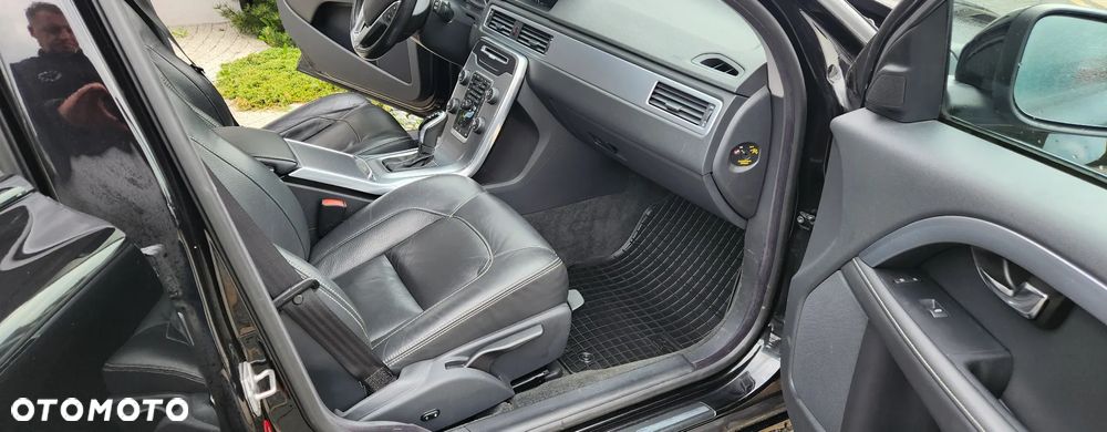 Volvo V70 D4 Geartronic Summum - 22