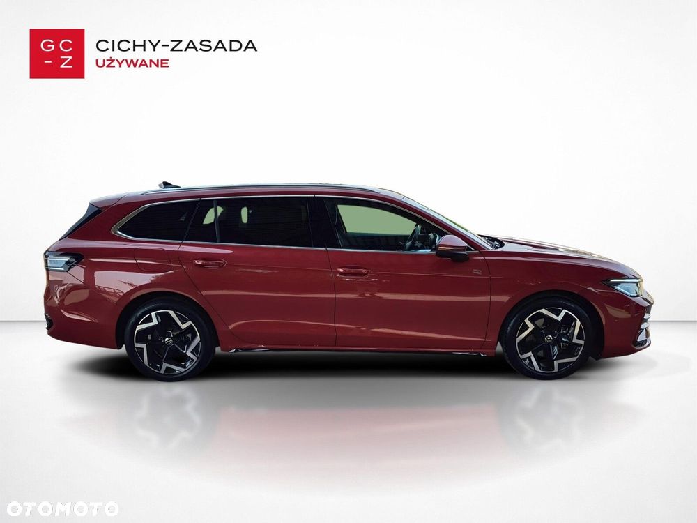 Volkswagen Passat Variant 2.0 TDI SCR R-Line DSG - 6