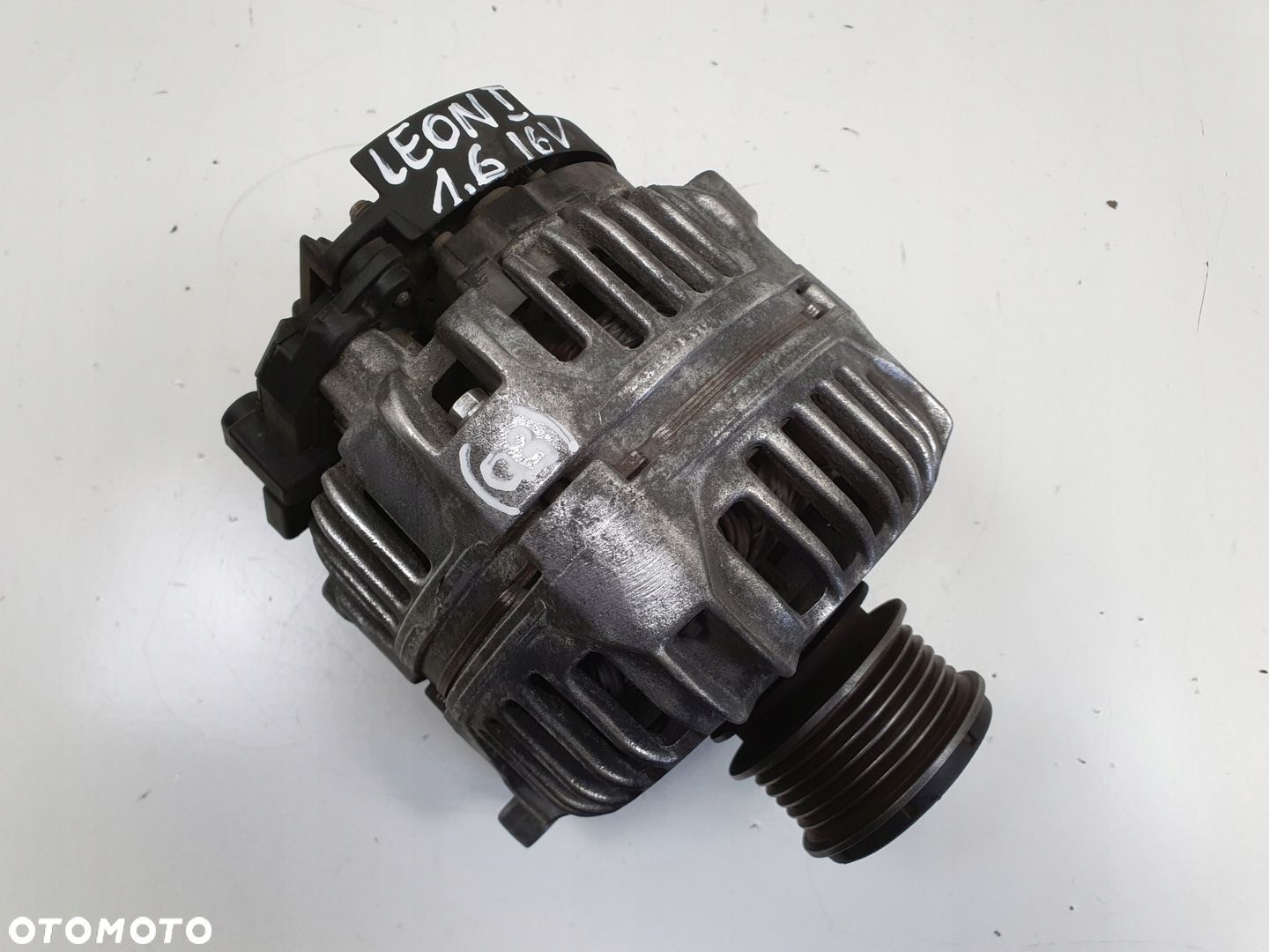 VW Golf IV Seat Leon I 1.9 TDI ALTERNATOR 038903023K 70A - 1