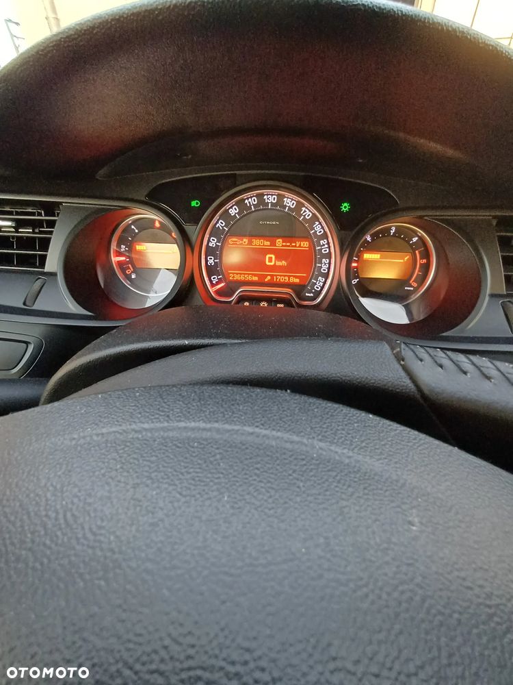 Citroën C5 1.6 HDi Attraction - 11