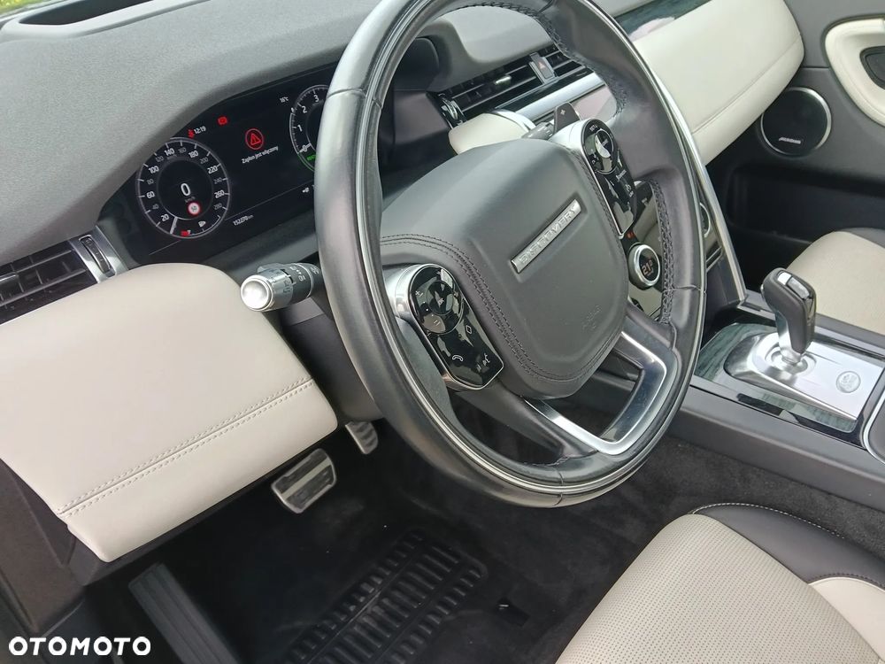 Land Rover Discovery Sport P300e R-Dynamic - 21