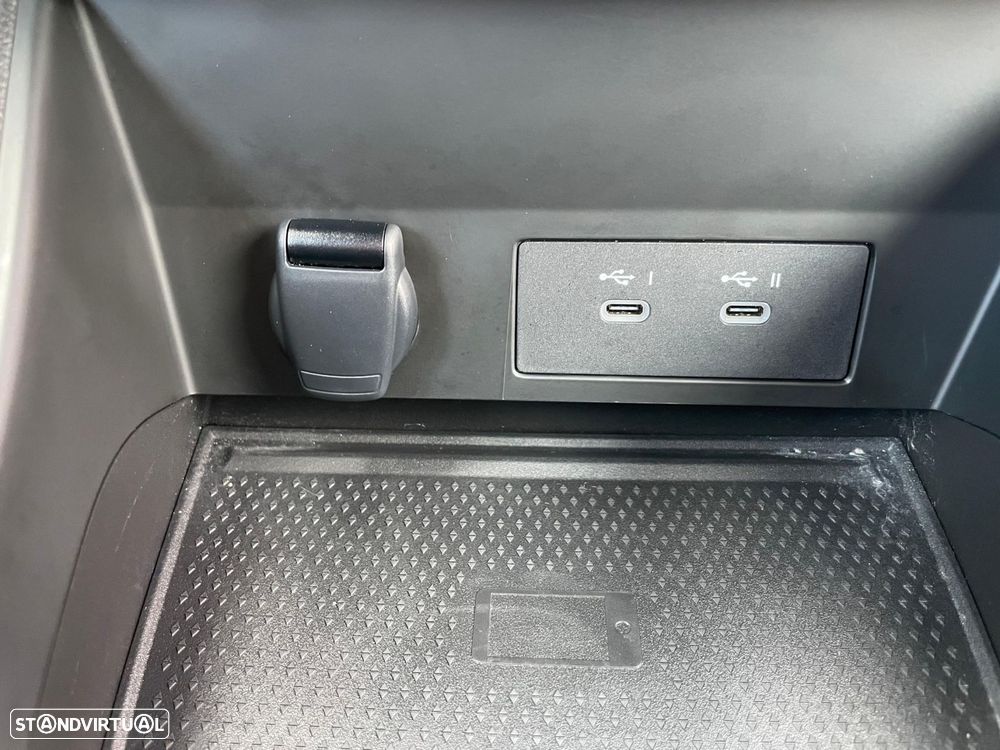 Renault Captur 1.0 TCe Techno Bi-Fuel - 20