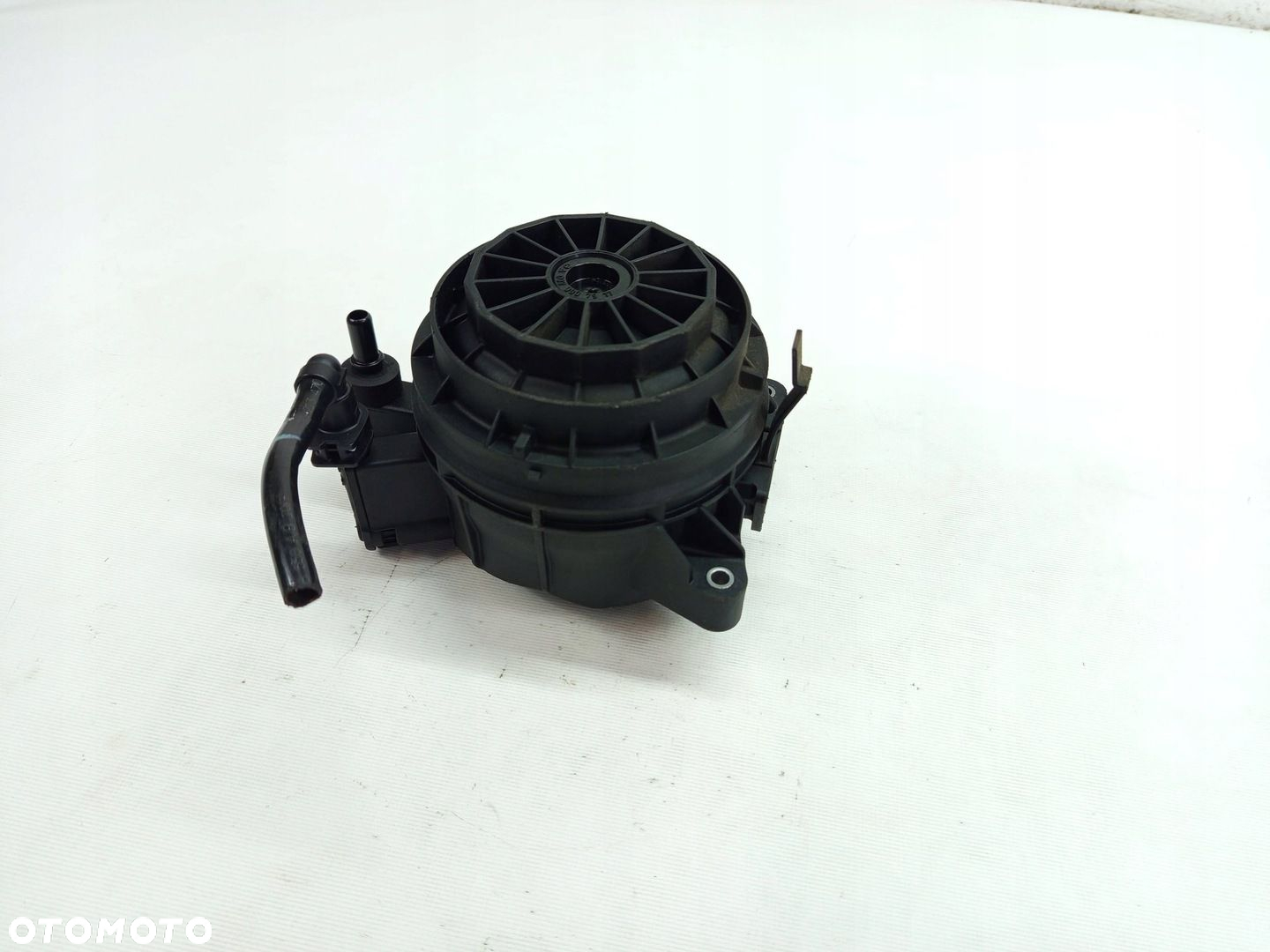 OBUDOWA FILTRA PALIWA MERCEDES E W213 2.0 CDI A6540900252 - 2
