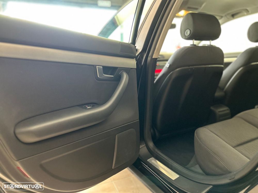 Audi A4 1.9 TDI Sport - 16