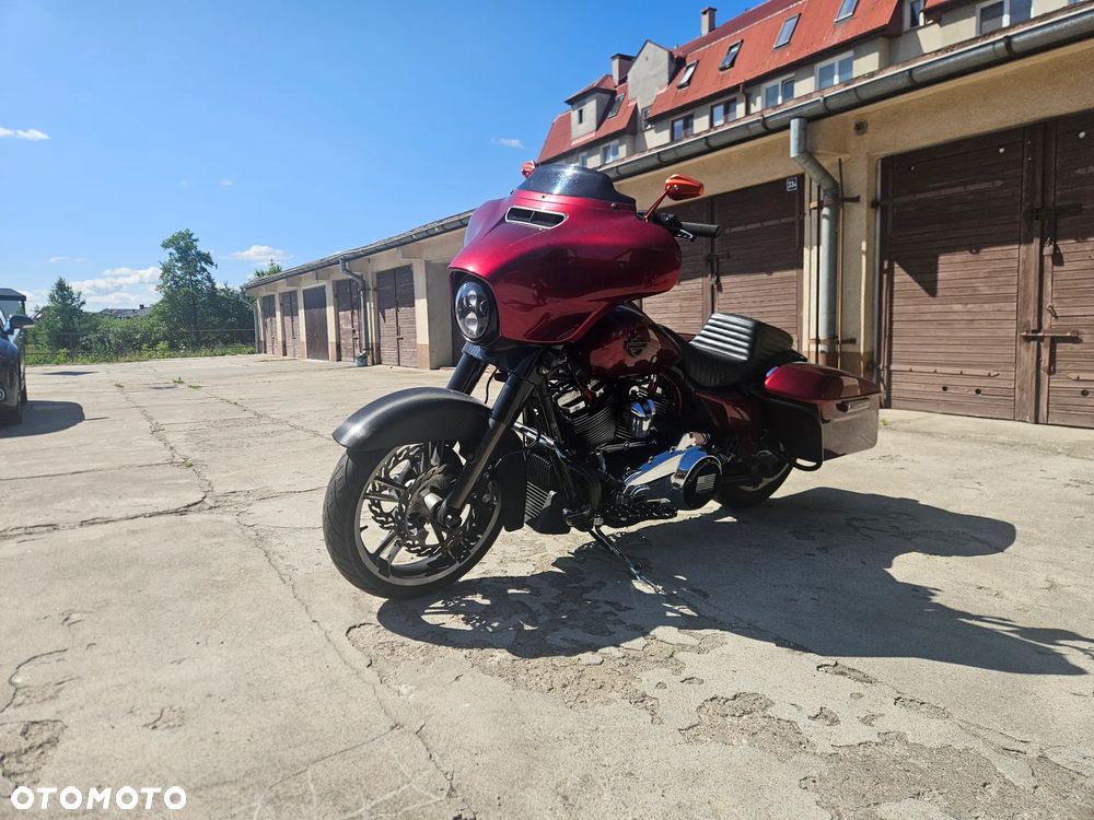 Harley-Davidson Touring Street Glide - 6