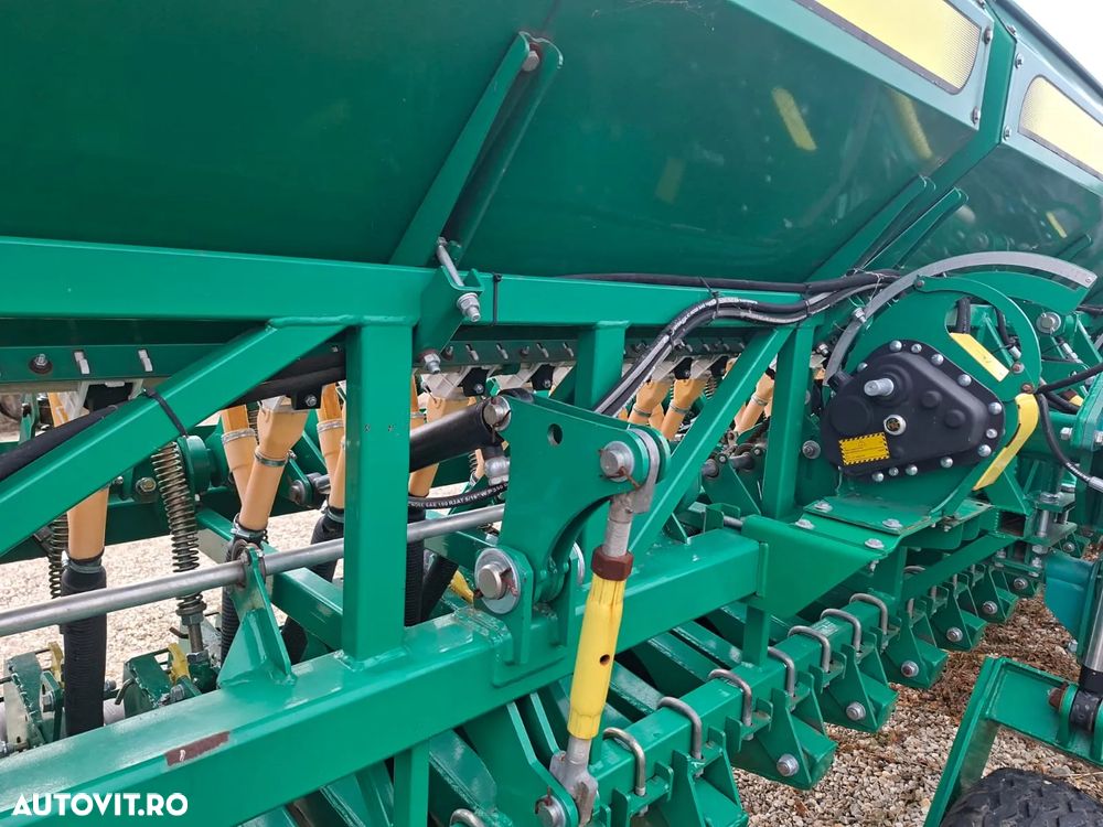 Altul Harvest Titan 600  semanatoare paioase - 15