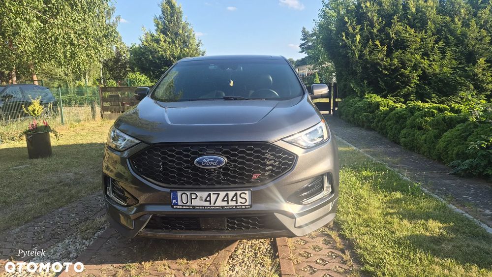 Ford Edge - 2