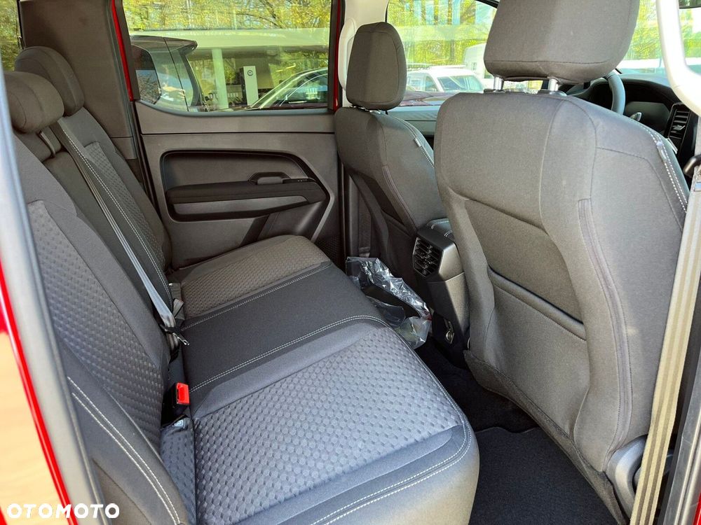 Volkswagen Amarok - 23
