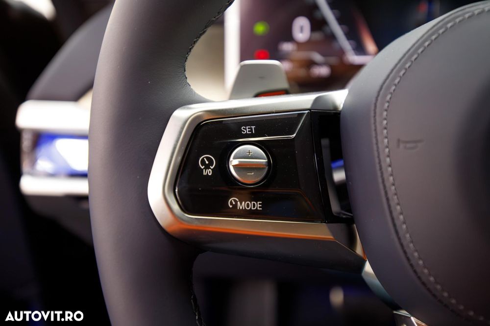 BMW Seria 7 - 28