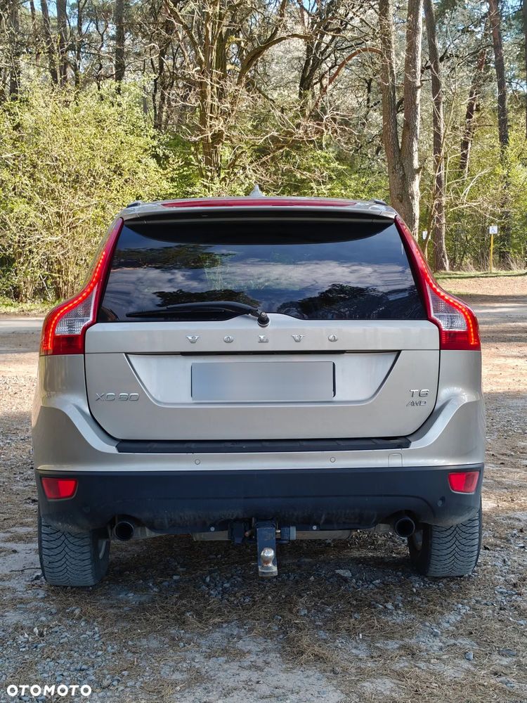 Volvo XC 60 - 8
