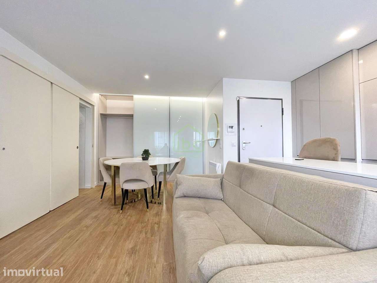Apartamento T1 | Póvoa de Varzim - Grande imagem: 2/18