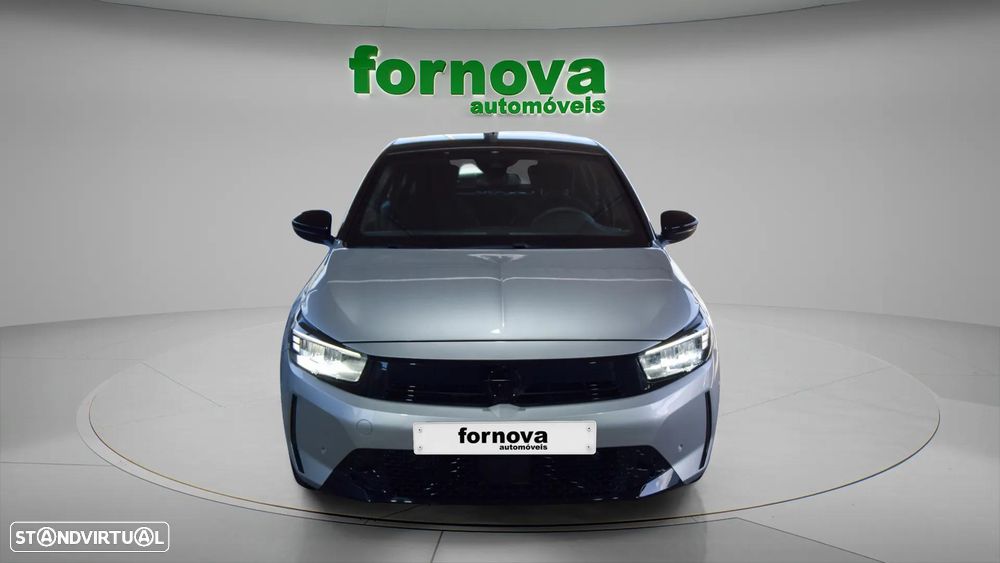 Opel Corsa 1.2 T GS - 2