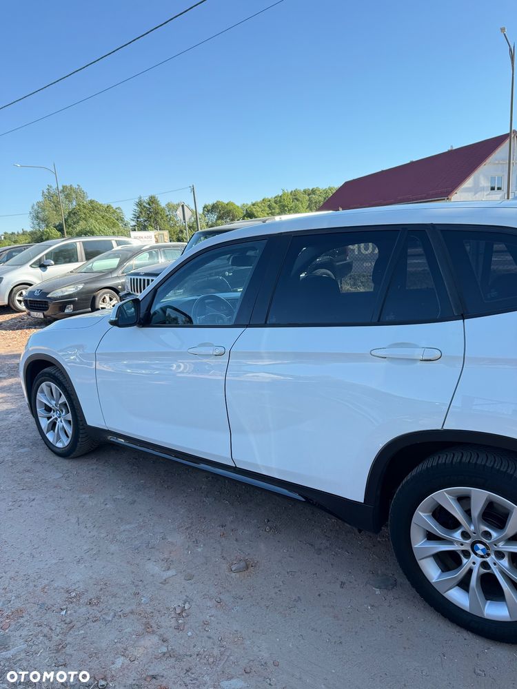 BMW X1 sDrive18i xLine - 6