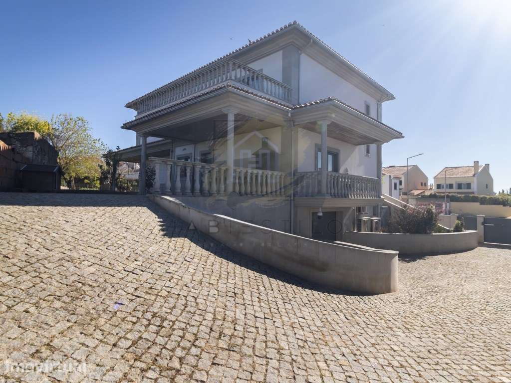 Moradia exclusiva em Azeitão, com construção premium e localizada n... - Grande imagem: 2/60