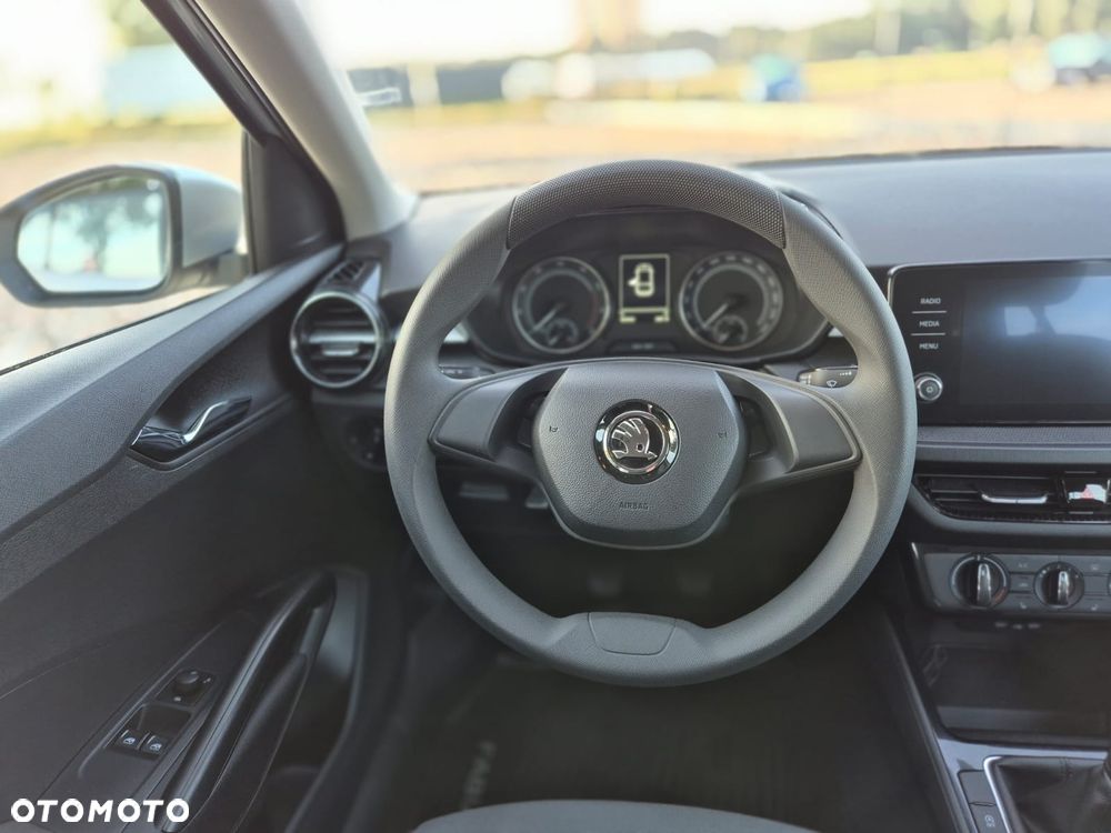 Skoda Fabia 1.0 Ambition - 12