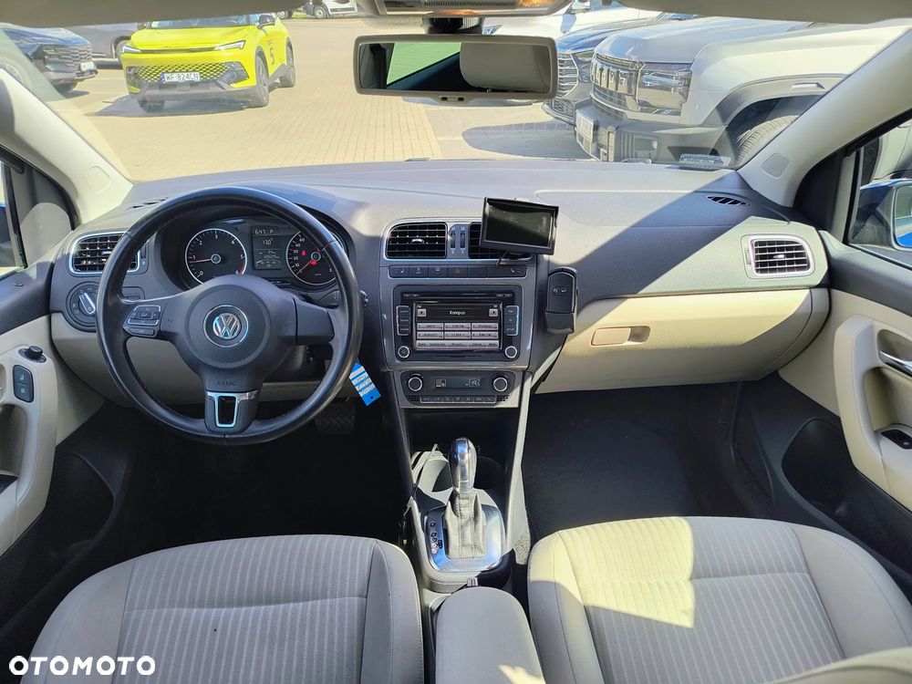 Volkswagen Polo 1.6 TDI DPF Highline DSG - 19